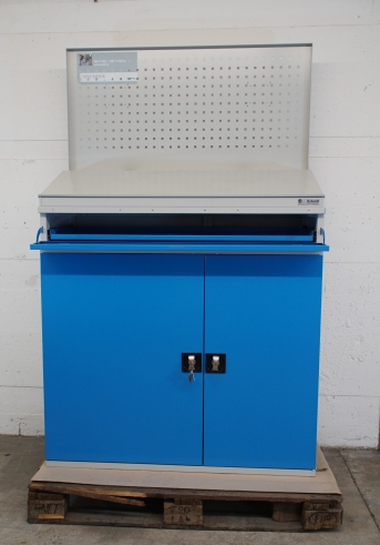 Computerstation 1100 x 520 x 1770 mm (BxTxH)